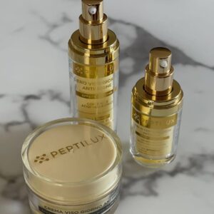 Peptilux dienas pret grumbu krēms un serums pirkt Chogan