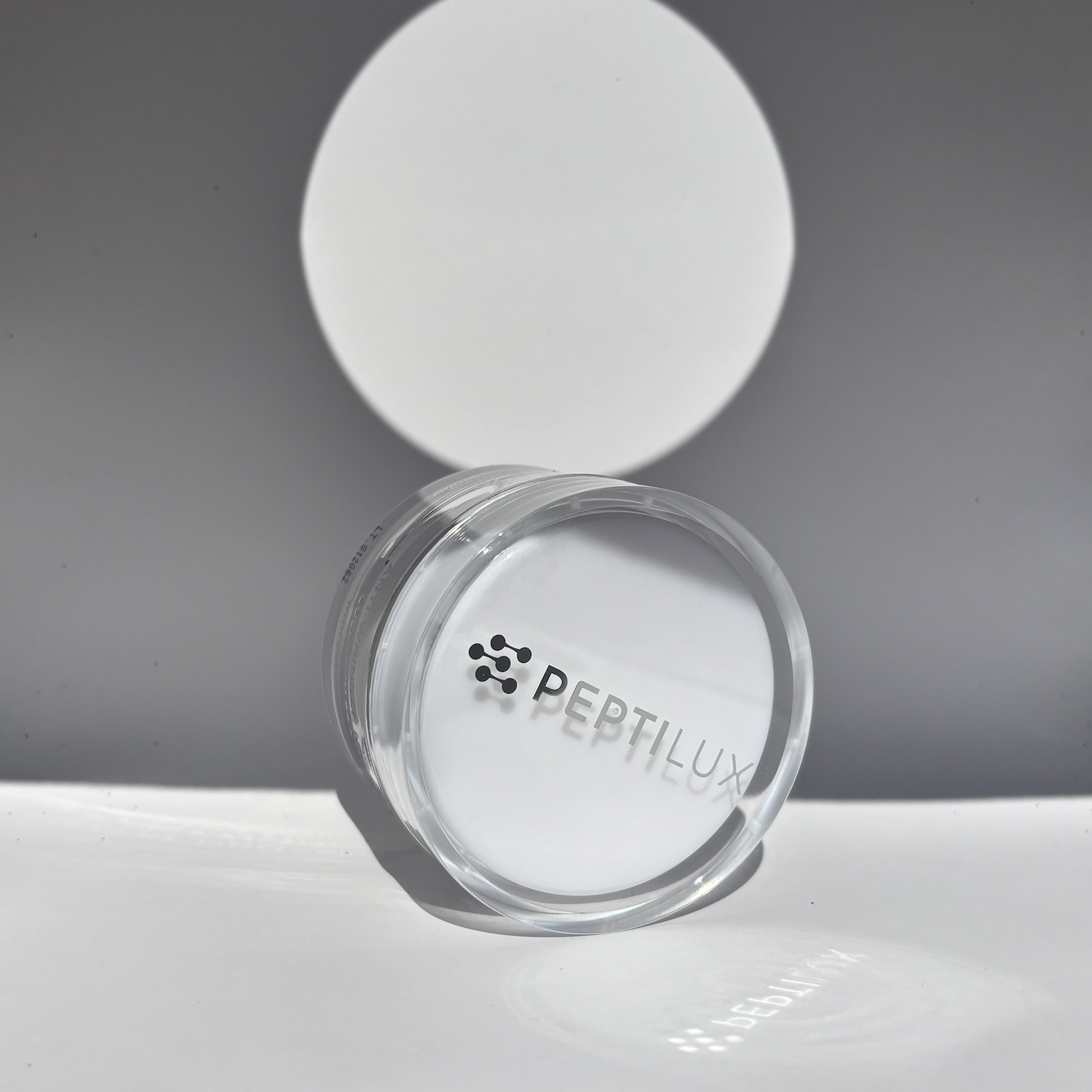 Peptilux Anti-Falten Nachtcreme Collagen Pro mit Peptiden LUX003 5 Peptilux pretgrumbu nakts sejas krēms Collagen Pro ar peptīdiem LUX003 pirkt procosmetics lv