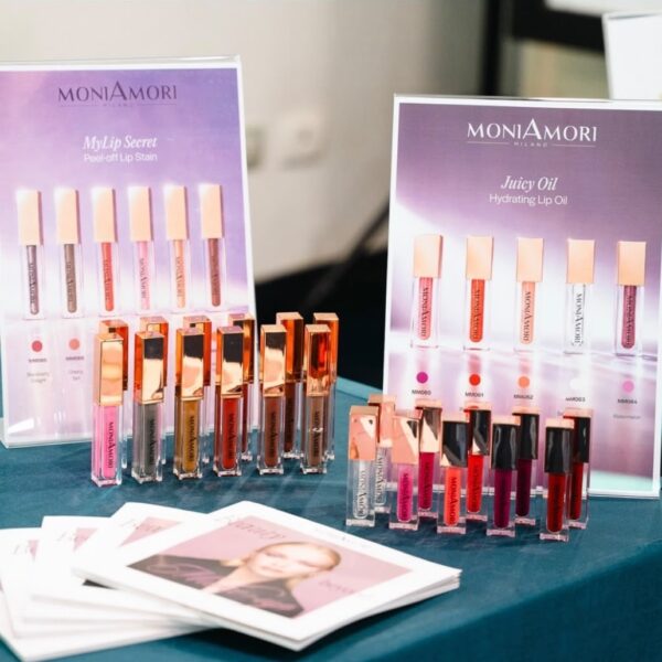 MoniAmori new hydrating lip oils and peel of lip stains